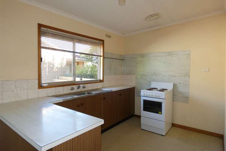 Third view of Homely unit listing, 4/218 Baillie Street, Horsham VIC 3400