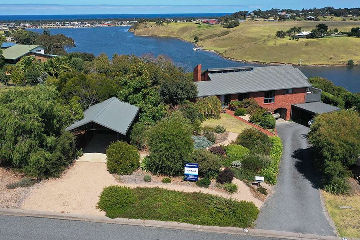 Main view of Homely house listing, 39 Nautilus Way, Lakes Entrance VIC 3909