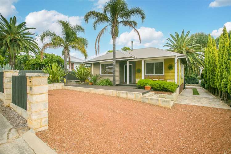 33 Collick Street, Hilton WA 6163