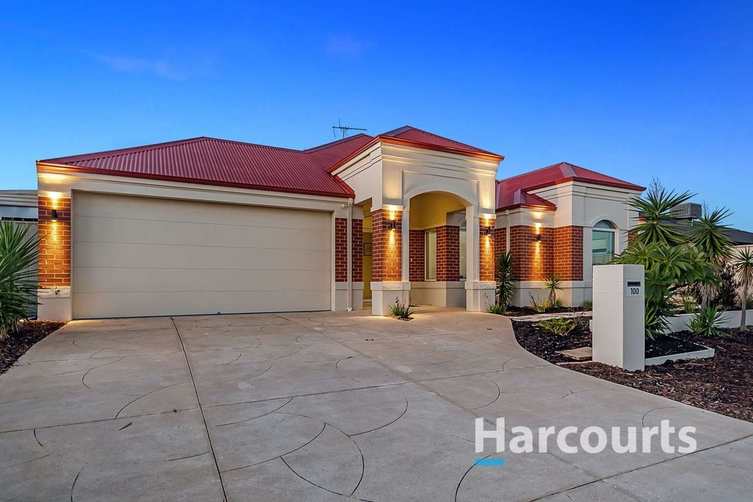 Main view of Homely house listing, 100 Sundowner Meander, Banksia Grove WA 6031