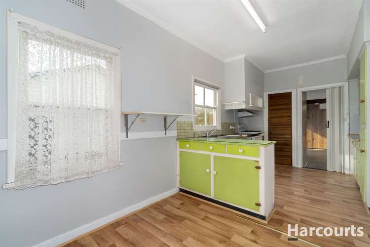 Fifth view of Homely house listing, 28 Gloucester Place, Warragul VIC 3820