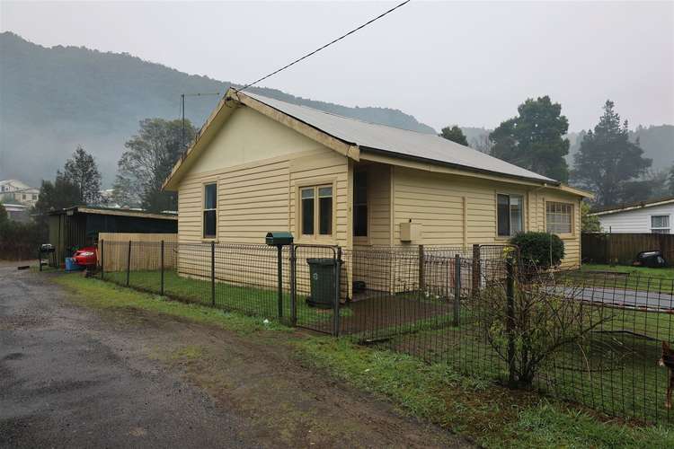 6 Robertson Street, Queenstown TAS 7467