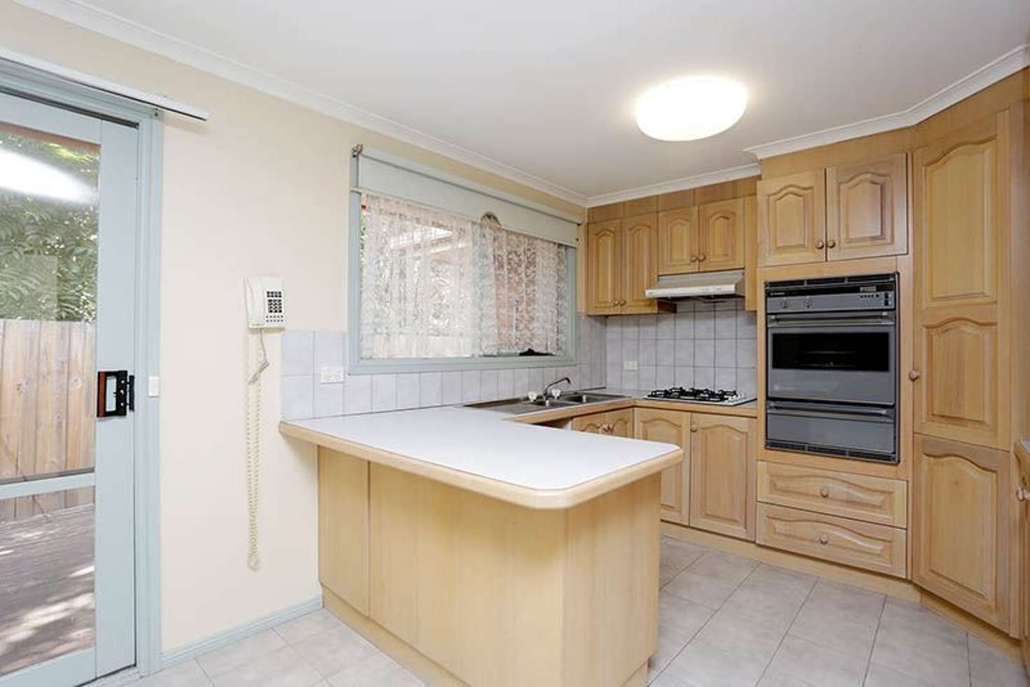 Main view of Homely unit listing, 2/19 Montclair Avenue, Glen Waverley VIC 3150
