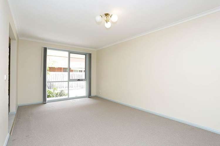 Fifth view of Homely unit listing, 2/19 Montclair Avenue, Glen Waverley VIC 3150
