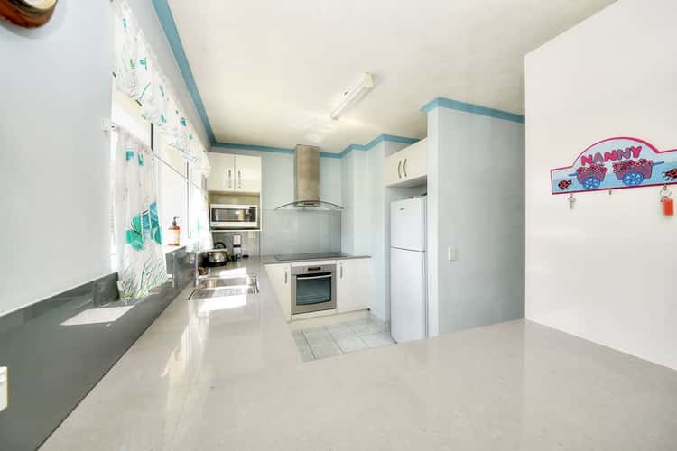 Fourth view of Homely unit listing, 5/166 Surf Parade, Broadbeach QLD 4218