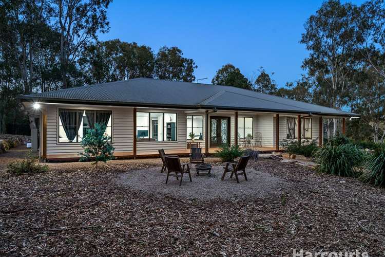 42 Vores Road, Whiteside QLD 4503