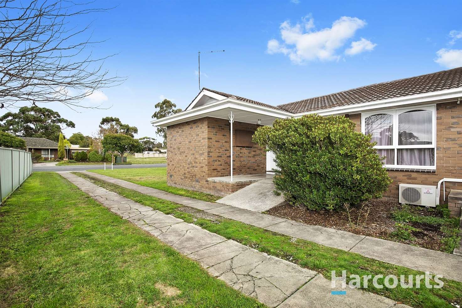 Main view of Homely unit listing, 1/4 Glenvale Road, Mount Clear VIC 3350