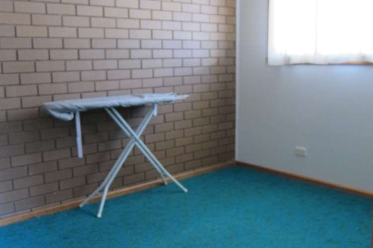 Fifth view of Homely unit listing, 2/4 Churchill Street, Warragul VIC 3820