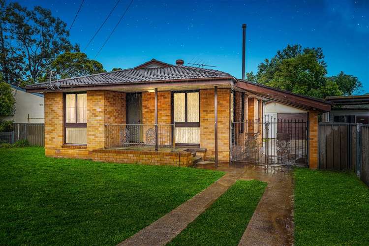Main view of Homely house listing, 3 Copeland Road, Lethbridge Park NSW 2770