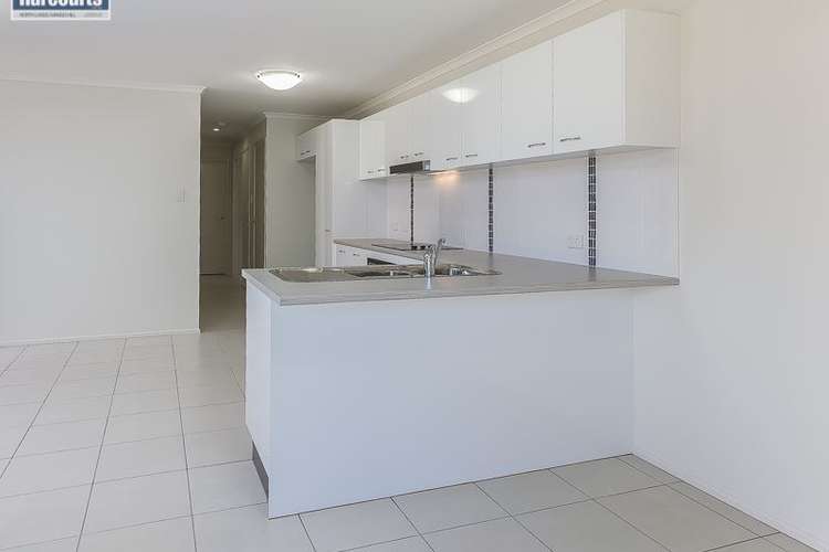 Second view of Homely unit listing, 2/7 Champion Crescent, Griffin QLD 4503