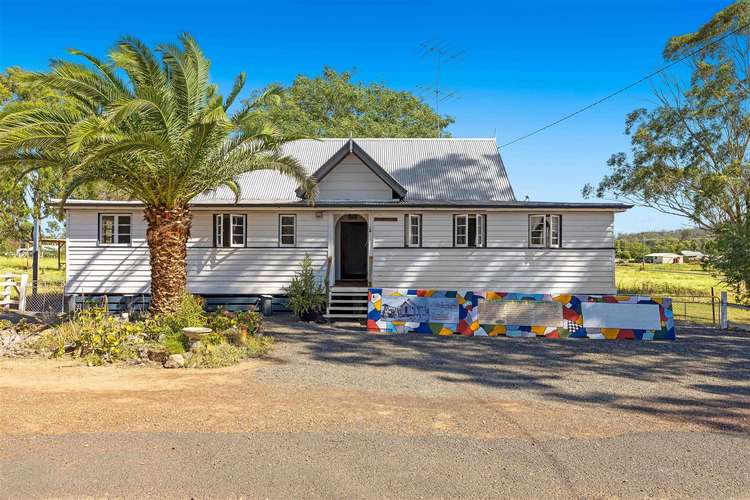 21 Macintyre Street, Leyburn QLD 4365