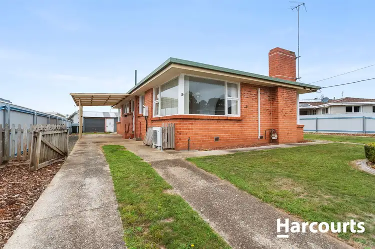 9 Frond Place