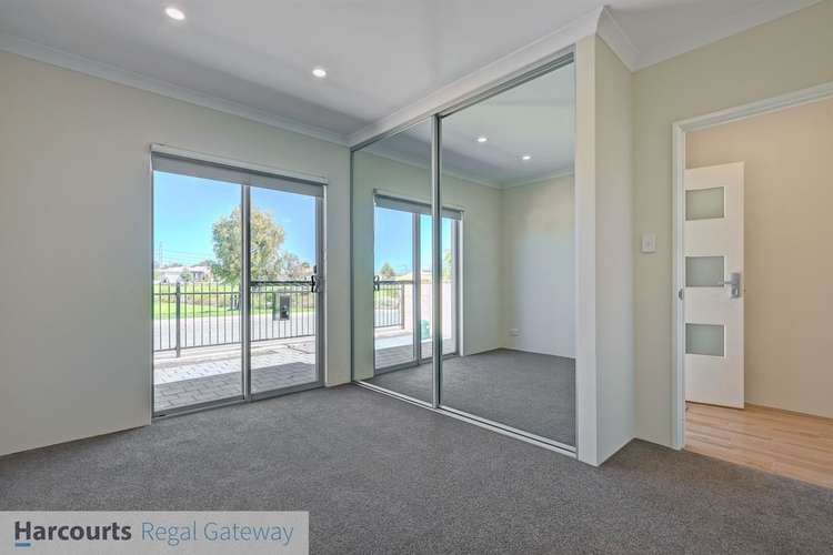 Fifth view of Homely house listing, 45 Observatory Avenue, Aubin Grove WA 6164