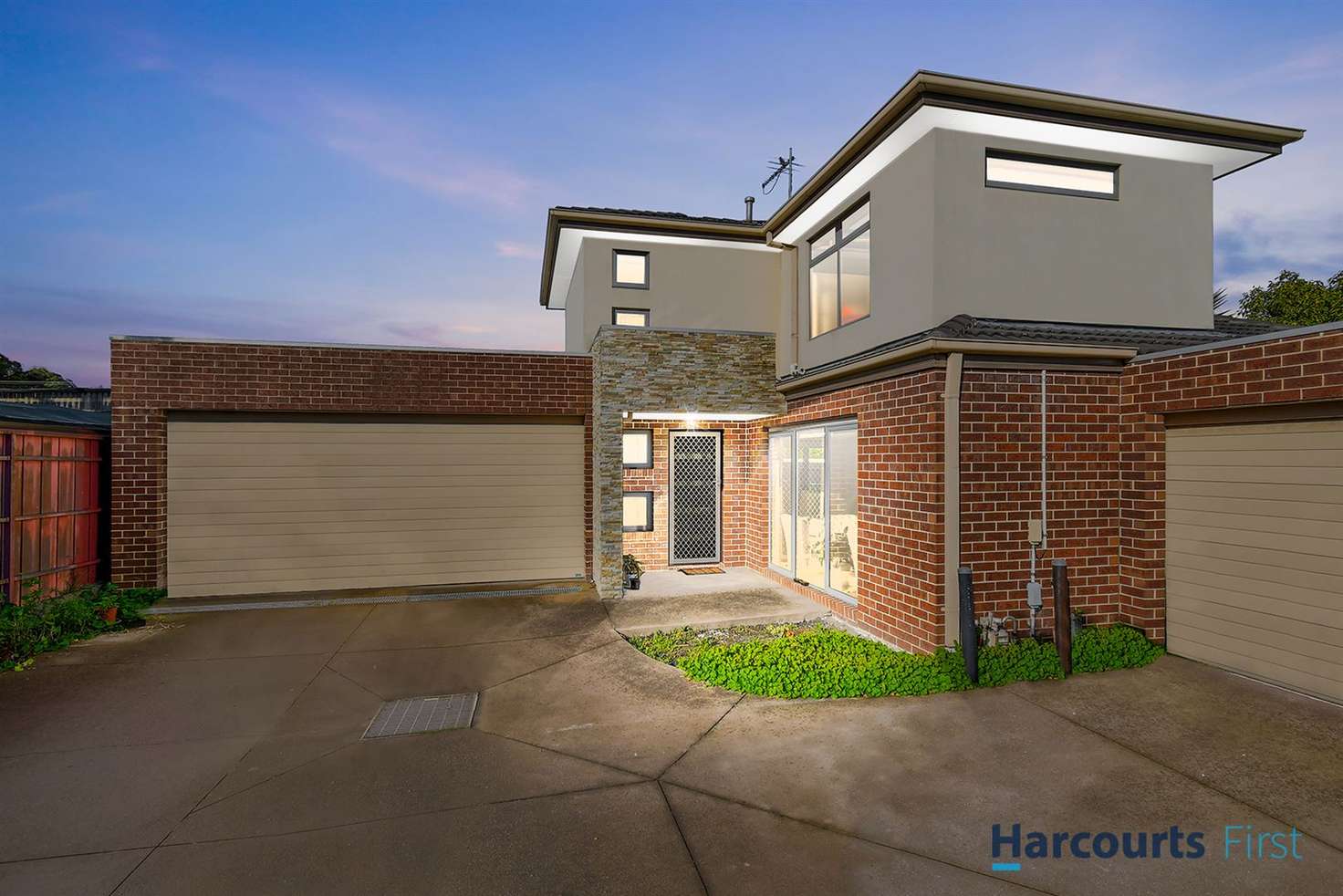 Main view of Homely townhouse listing, 2/60 Grayson Drive, Scoresby VIC 3179