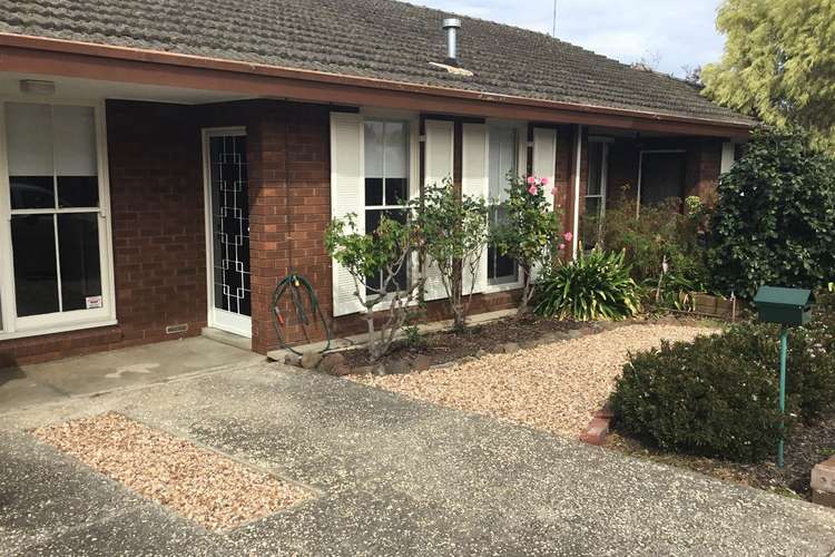Main view of Homely unit listing, 2b Stinton Avenue, Newtown VIC 3220