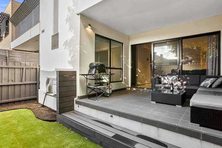 Second view of Homely apartment listing, 3/32 Spray Street, Mornington VIC 3931