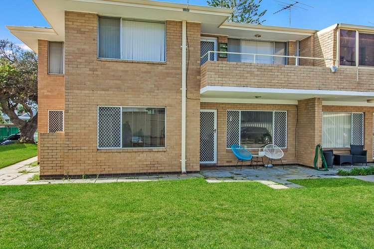 Fourth view of Homely flat listing, 4/9-11 Gloucester Avenue, Shoalwater WA 6169