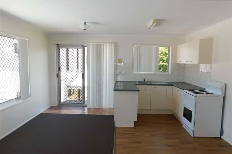 Second view of Homely unit listing, 4/4 Warde Street, Scarborough QLD 4020