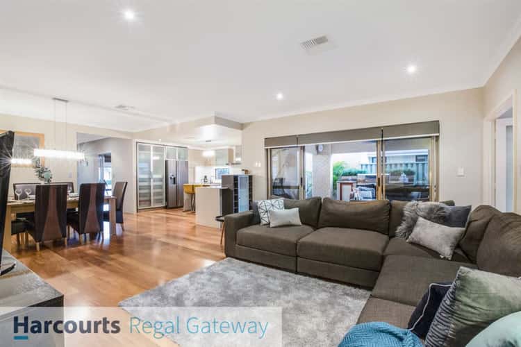 Sixth view of Homely house listing, 9 Cleland Court, Aubin Grove WA 6164