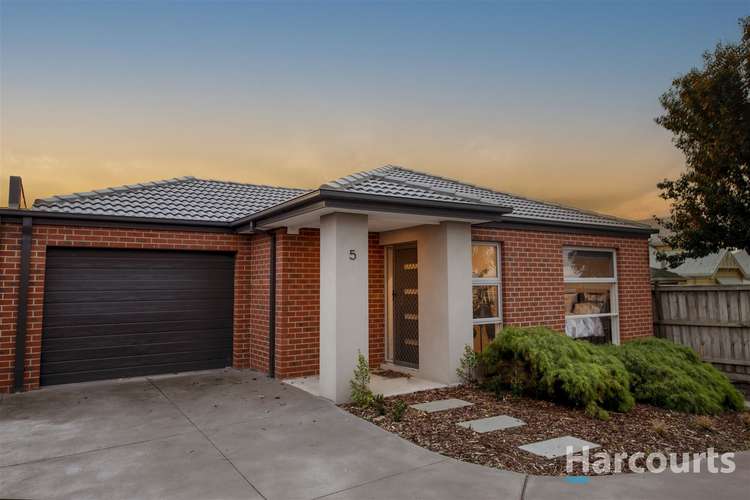 Main view of Homely unit listing, 5 Hawkshead Place, Cranbourne North VIC 3977