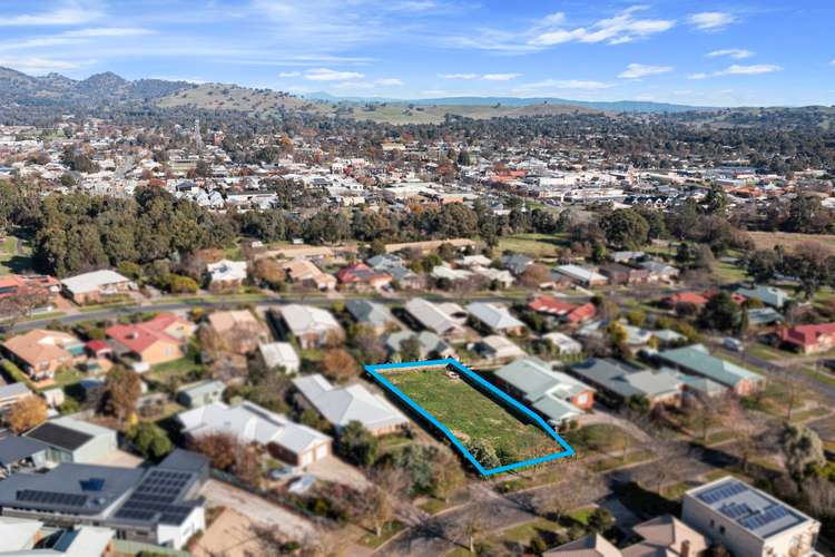 Main view of Homely residentialLand listing, 8 Kent Court, Mansfield VIC 3722