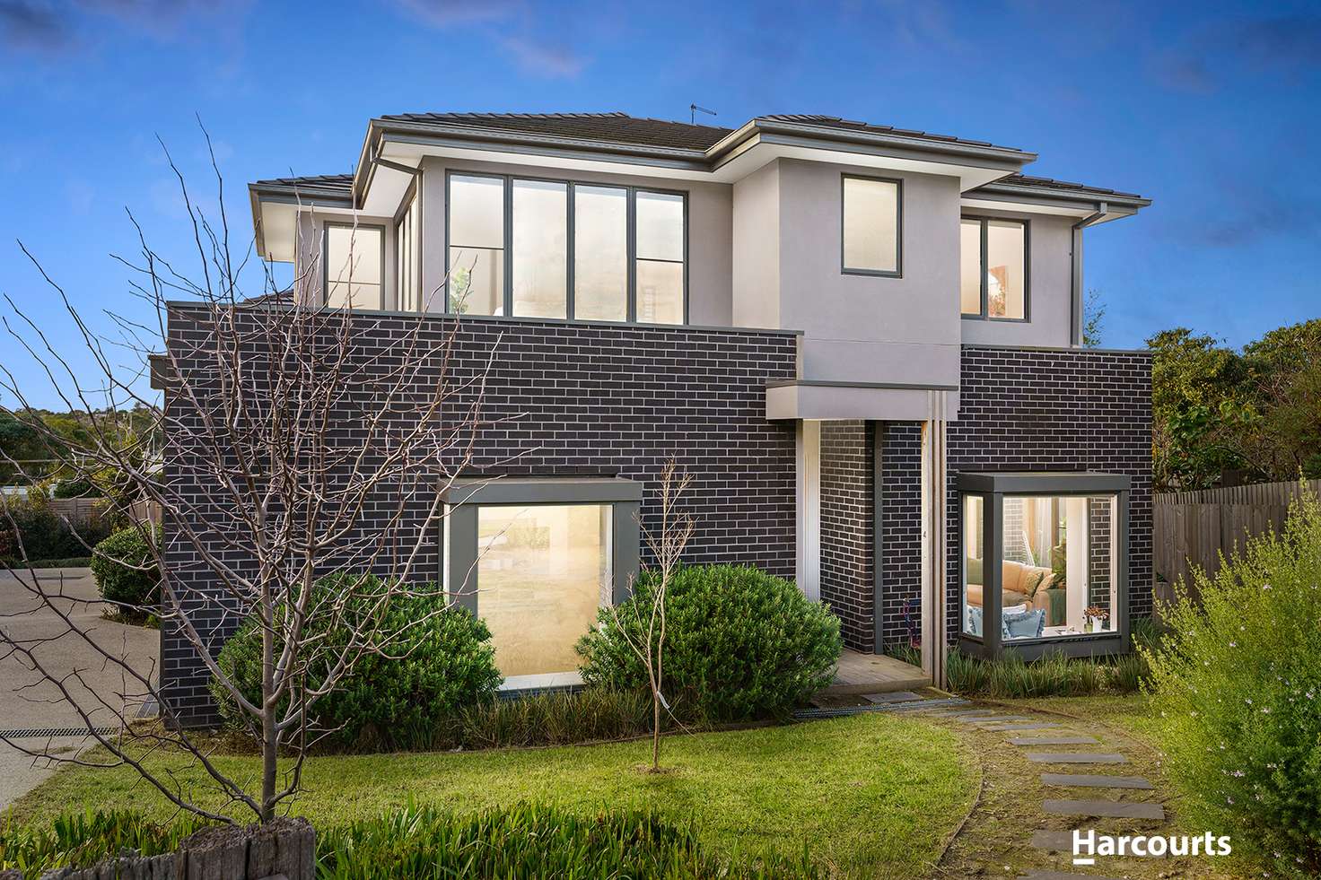 Main view of Homely townhouse listing, 4/2 Kingsley Grove, Mount Waverley VIC 3149