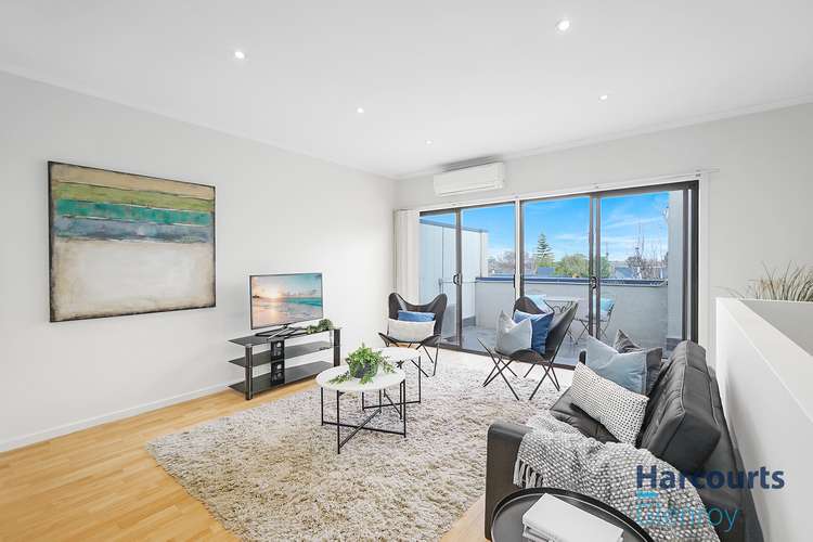 Main view of Homely townhouse listing, 5/900 Pascoe Vale Road, Glenroy VIC 3046