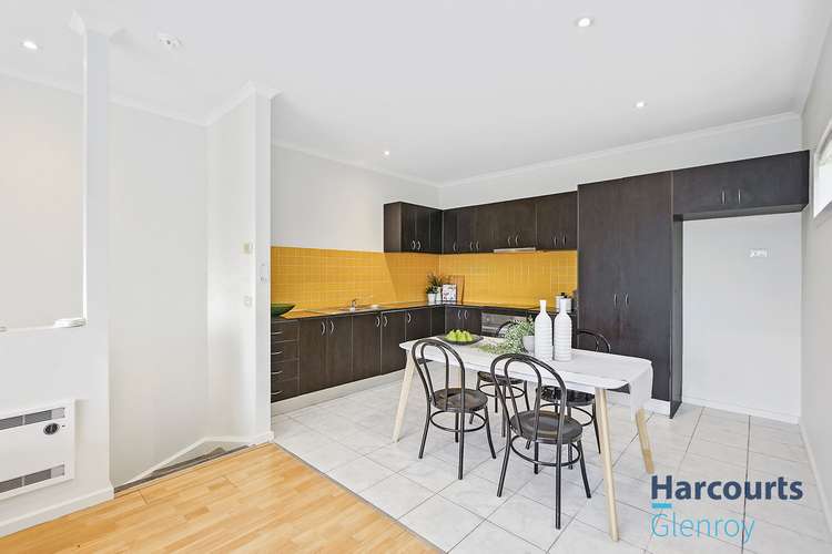 Fourth view of Homely townhouse listing, 5/900 Pascoe Vale Road, Glenroy VIC 3046