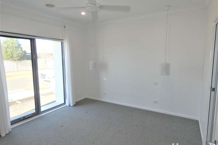 Fourth view of Homely house listing, 1 Hovey Court, Horsham VIC 3400
