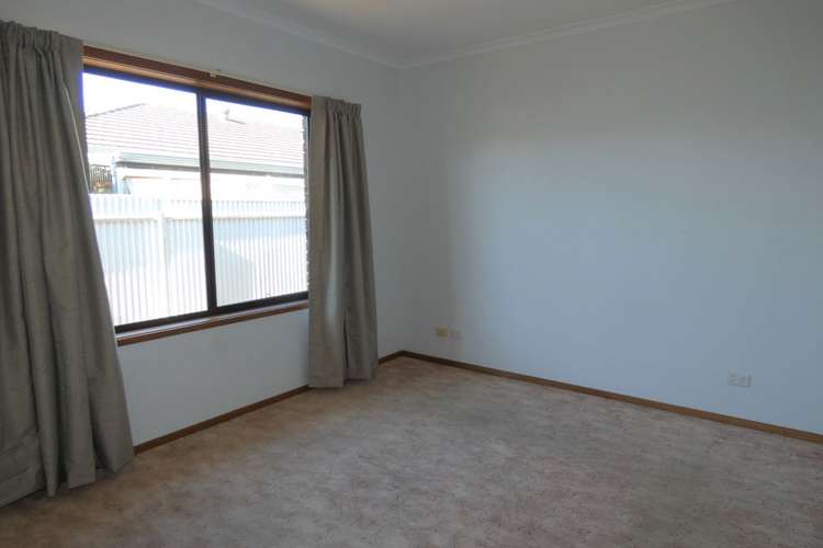 Fifth view of Homely house listing, 5/5 Lilac Street, Horsham VIC 3400