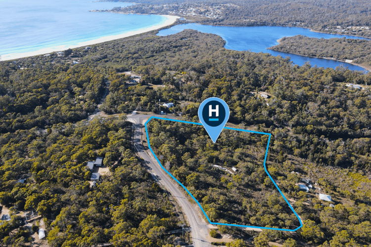 Main view of Homely acreageSemiRural listing, 17 Jeanneret Crescent, Binalong Bay TAS 7216
