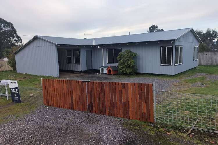 8 Counsel Street, Zeehan TAS 7469