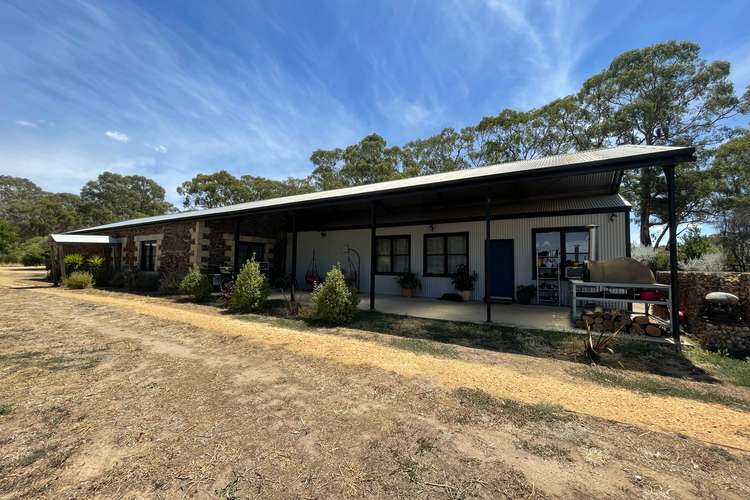 633 Carapooee Road, Carapooee VIC 3477