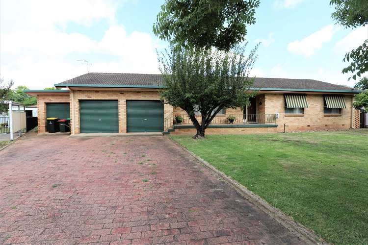 Main view of Homely house listing, 9 Hemet Crs, Cootamundra NSW 2590