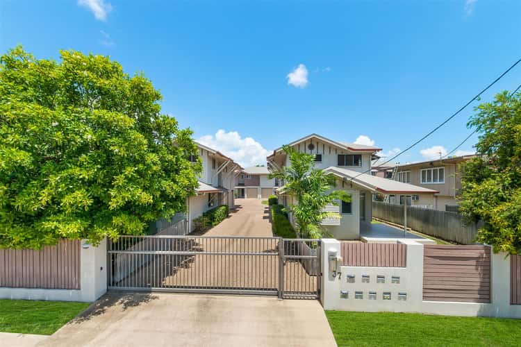 Main view of Homely townhouse listing, 3/37 Latchford Street, Pimlico QLD 4812