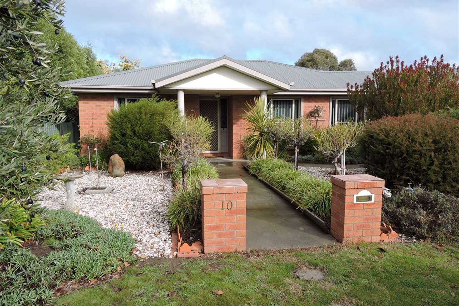 Main view of Homely house listing, 10 Redgum Drive, Ararat VIC 3377