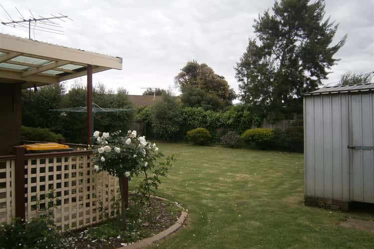 Fifth view of Homely house listing, 10 Yala Court, Bell Park VIC 3215