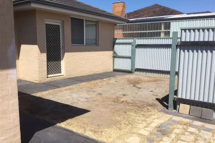 Fifth view of Homely unit listing, 1/10 Curtin Street, Bell Park VIC 3215