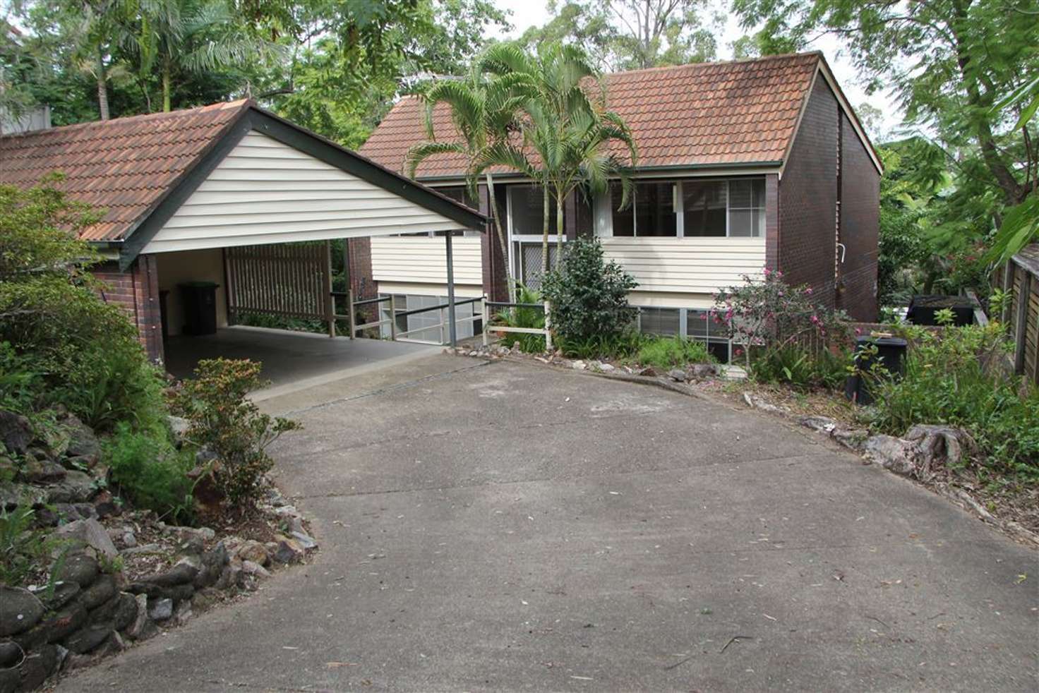 Main view of Homely house listing, 20 Alenola Street, Chapel Hill QLD 4069