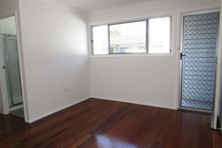 Third view of Homely flat listing, 3/121 McLennan St, Wooloowin QLD 4030