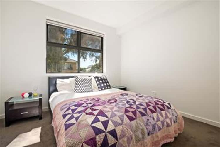 Sixth view of Homely apartment listing, 3/1072 Burke Road, Balwyn North VIC 3104