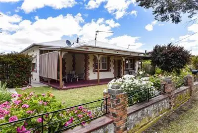 16 Showgrounds Parade, Keith SA 5267