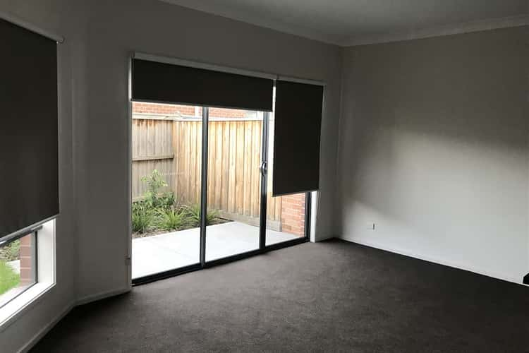 Fifth view of Homely house listing, 3/10-20 Mickleham Drive, Cranbourne North VIC 3977