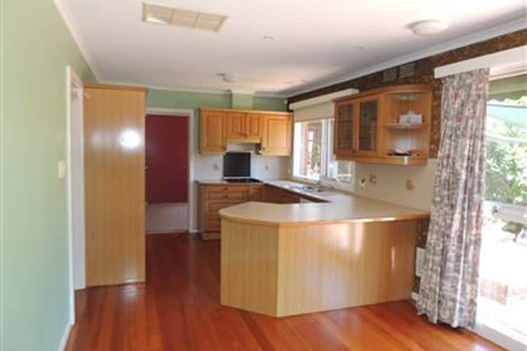 Fifth view of Homely house listing, 4 Russlie Court, Glen Waverley VIC 3150