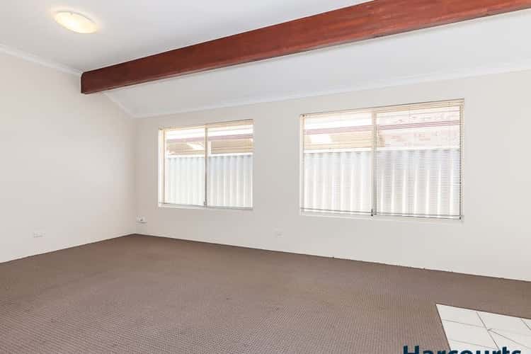 Fourth view of Homely house listing, 30 Combewood Loop, Carramar WA 6031
