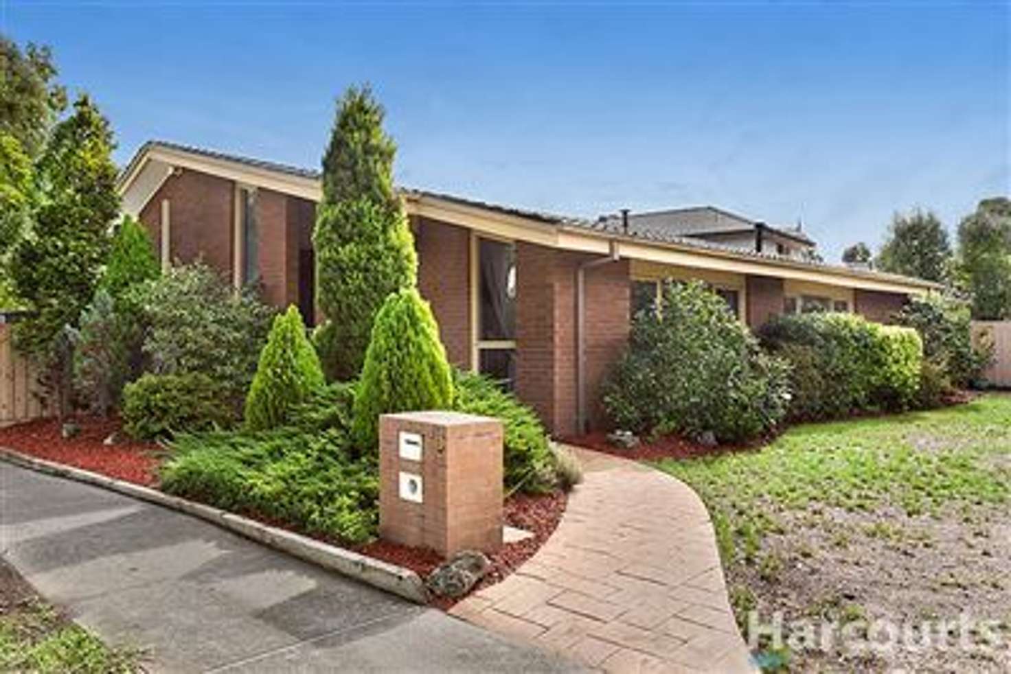 Main view of Homely house listing, 8 Prenton Court, Wantirna VIC 3152
