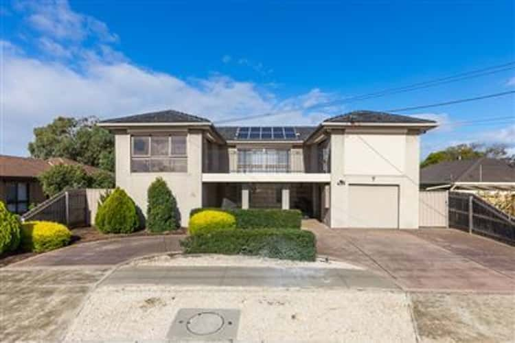 Main view of Homely house listing, 71 Huntingfield Drive, Hoppers Crossing VIC 3029