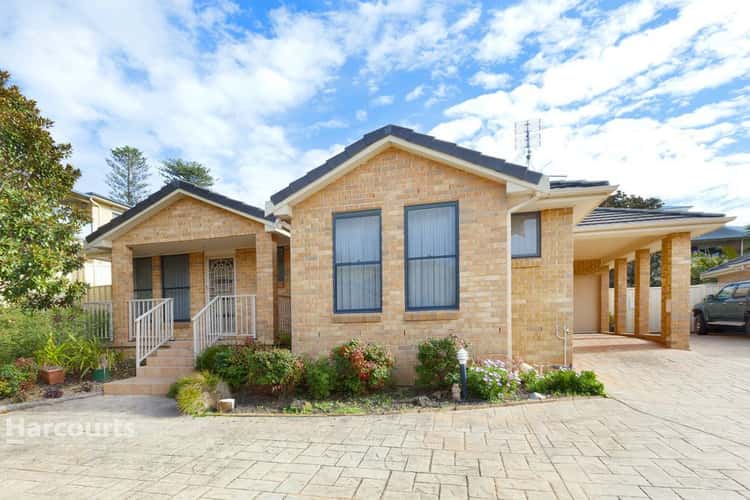 Main view of Homely villa listing, 2/33 Old Saddleback Road, Kiama NSW 2533