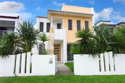 47 Sickle Avenue, Hope Island QLD 4212