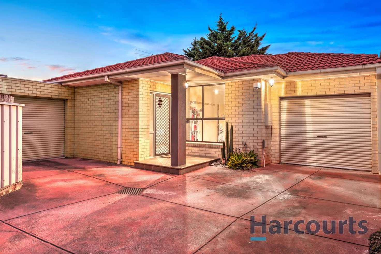 Main view of Homely villa listing, 2/123 Parer Road, Airport West VIC 3042